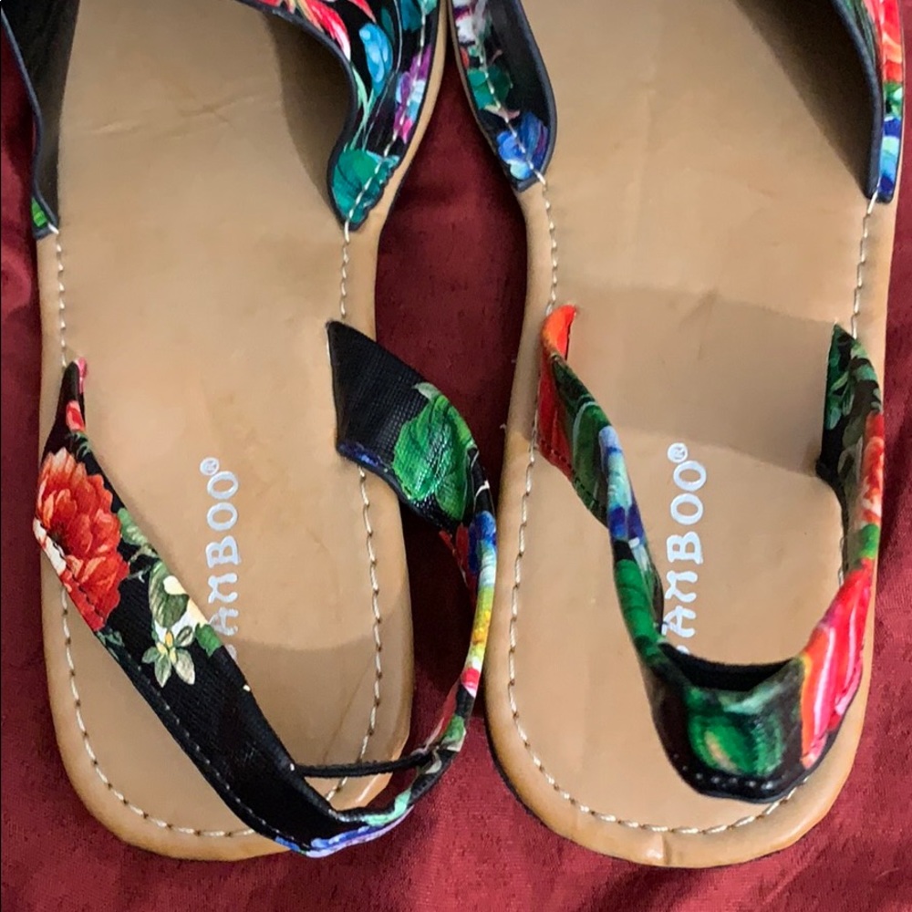 Colourful Sandals - Picture 5 of 5